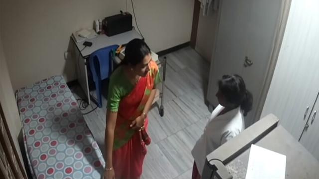 Aunty’s Nurse Apply Cream & Message On Clinic – Desi Sex Videos